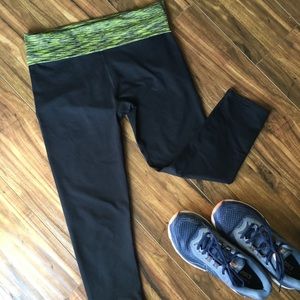 Fabletics Capri Yoga Pants